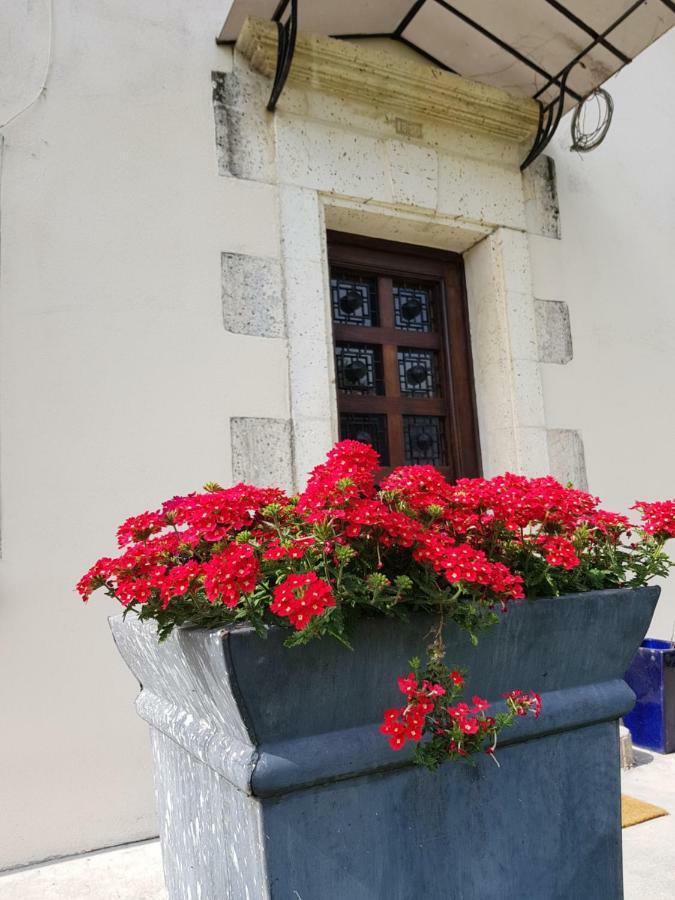 Le Vieux Couvent Villa Deviat Eksteriør billede